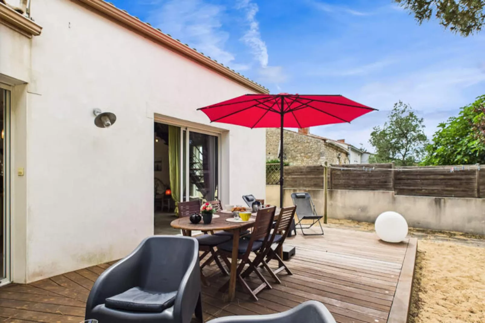 Maison à Longeville-sur-Mer-Untagged