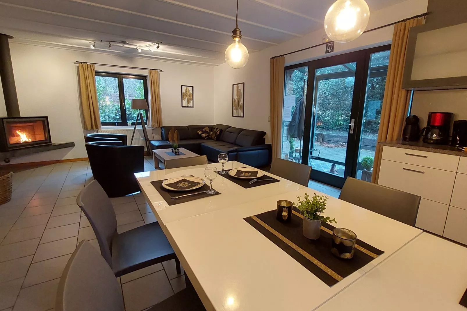 La Charmille-Kitchen