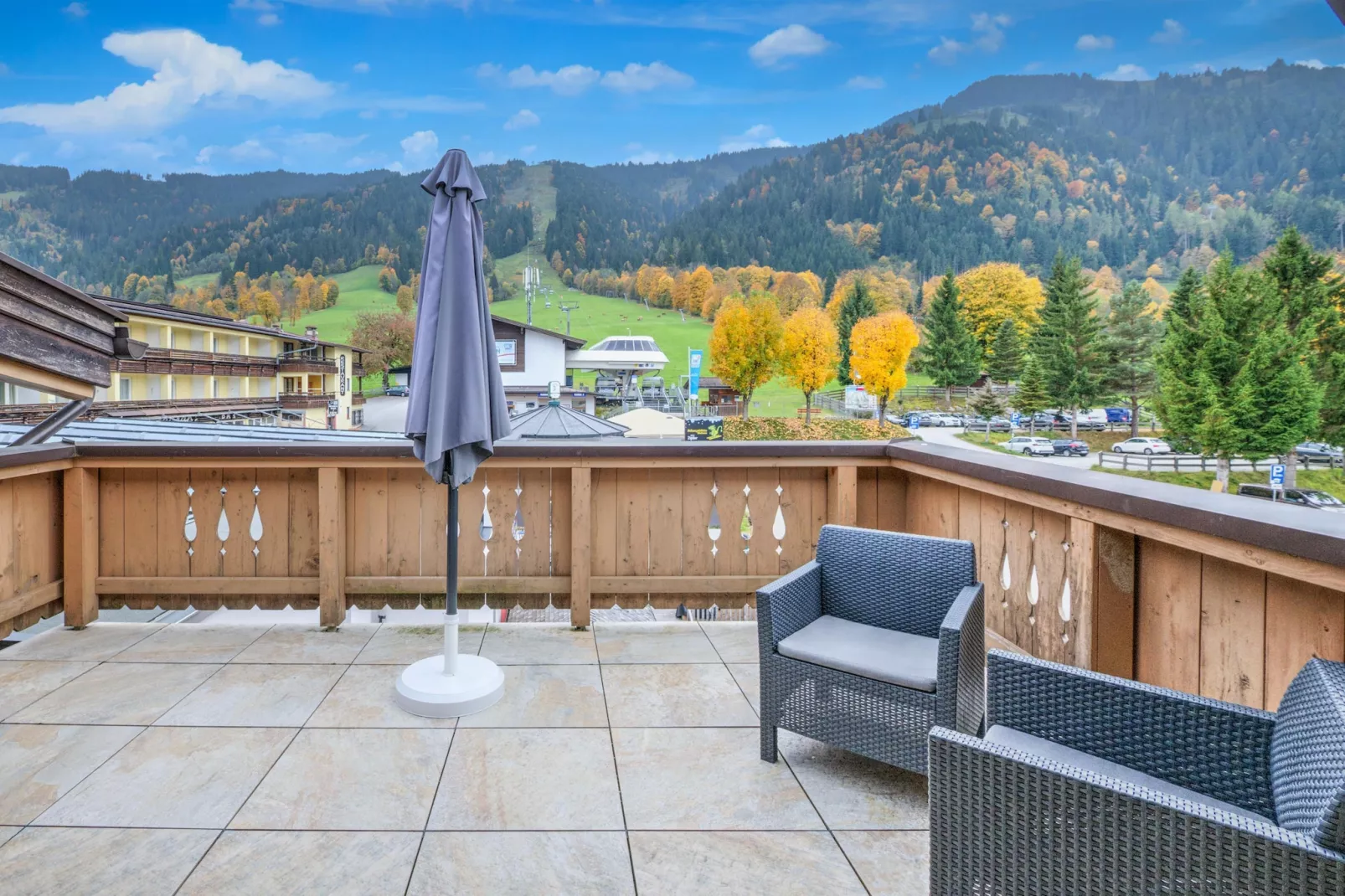 Brunner Apartment Top 7 Penthouse-View in summer