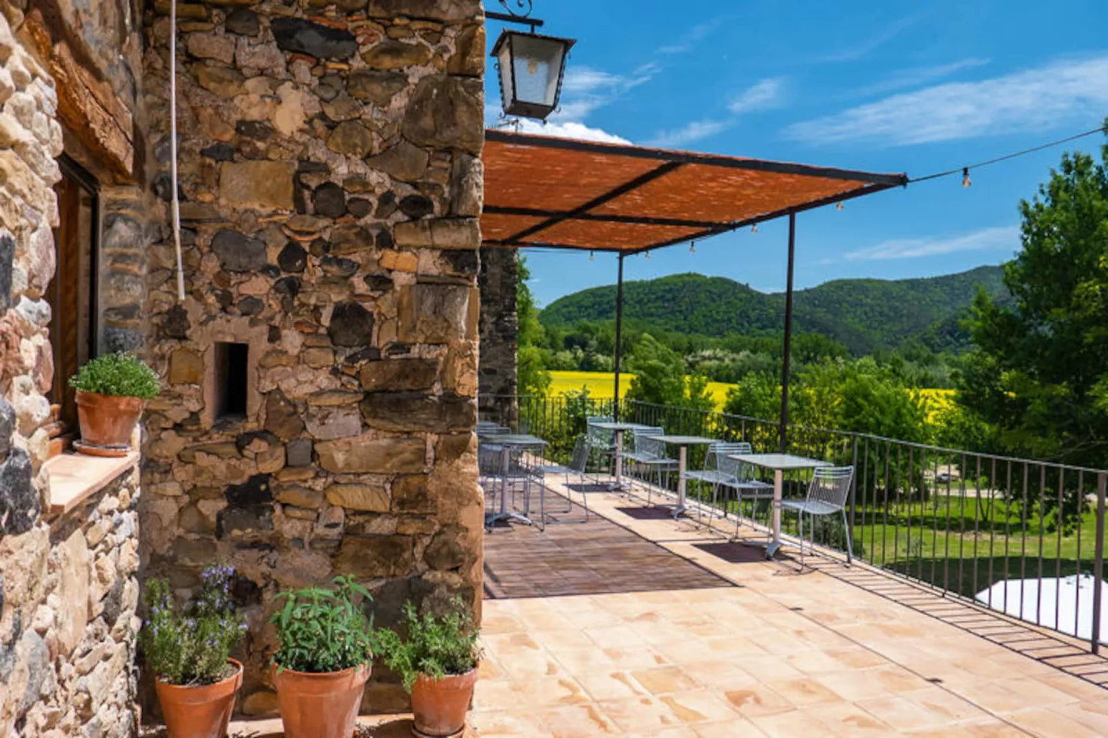 Mobil Home - Bungalow - Cottage à Montagut i Oix-Non tagué