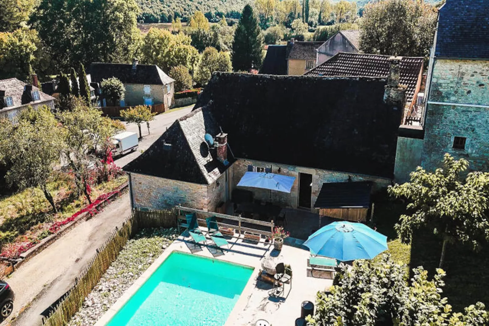 Maison à Coly-Non tagué