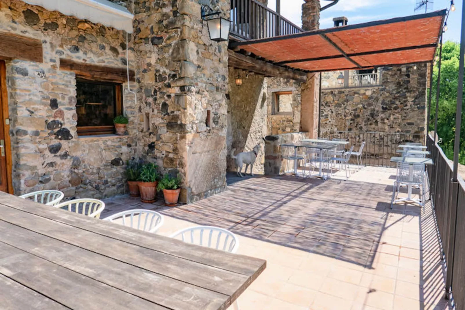 Mobil Home - Bungalow - Cottage à Montagut i Oix-Non tagué