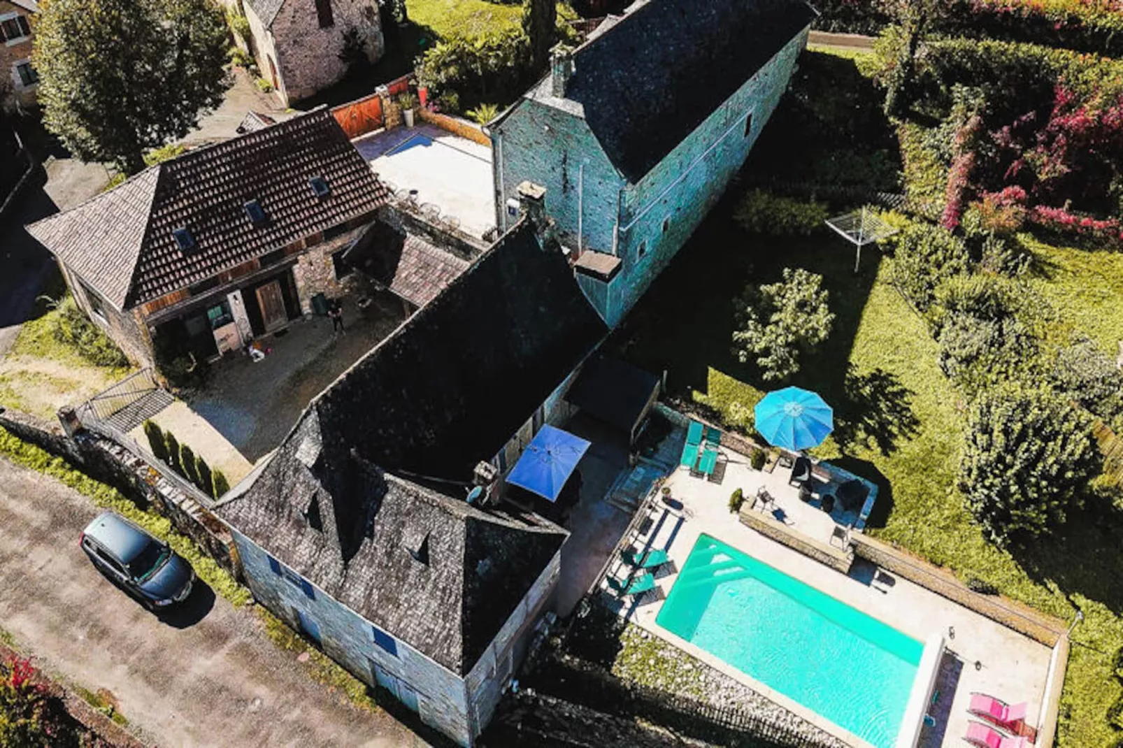 Maison à Coly-Non tagué