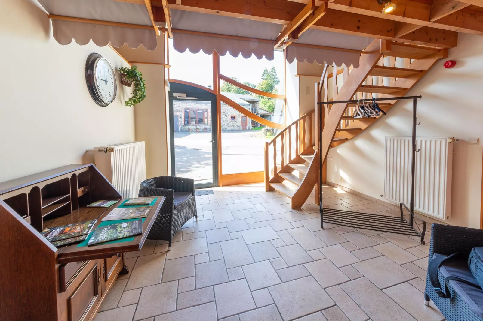 Le Relais Enchanteur-Reception hall