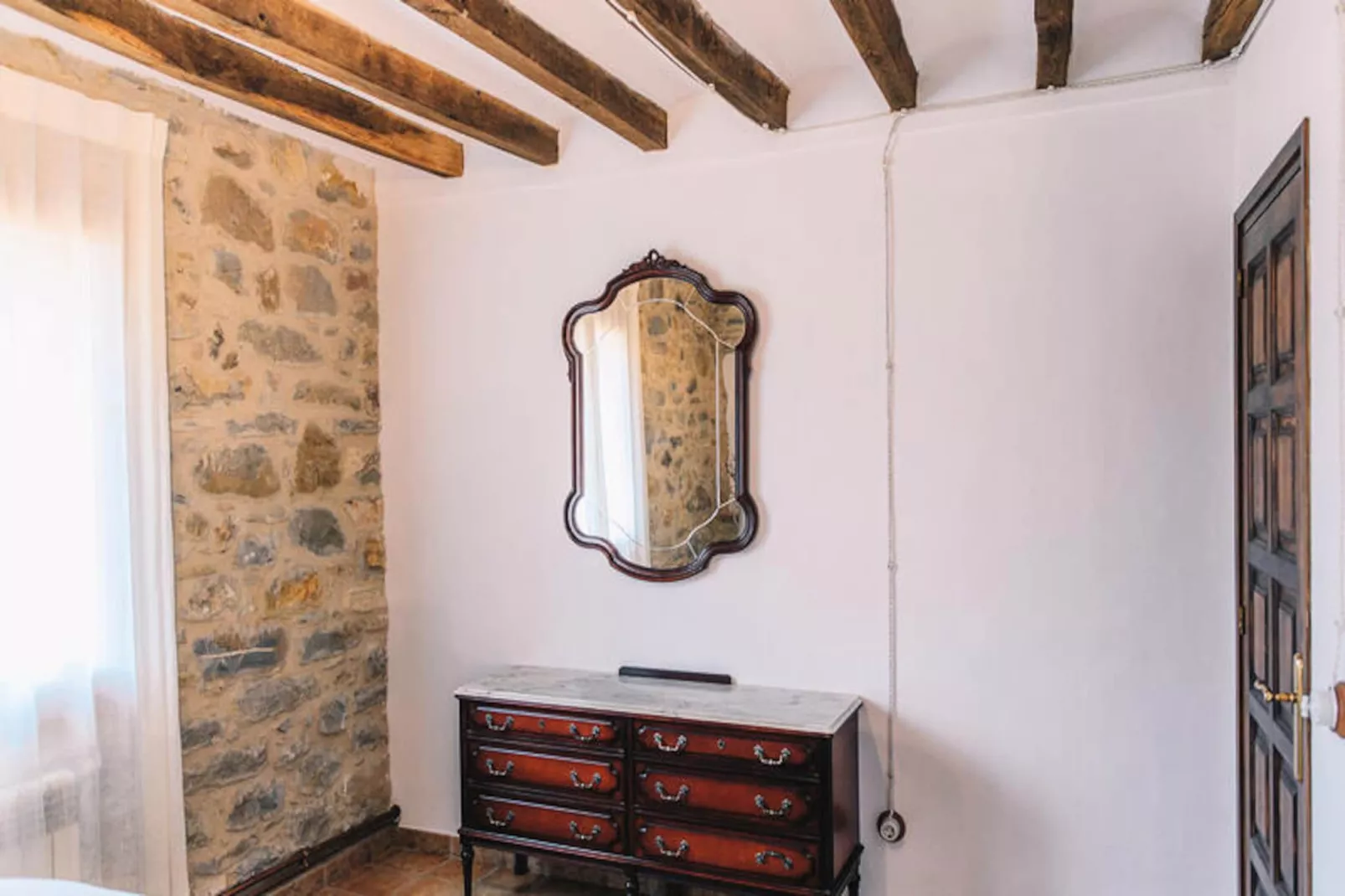 Appartements à Montagut i Oix-Non tagué