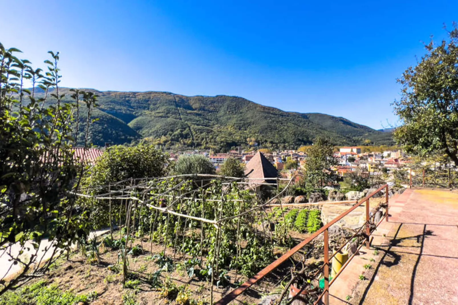 Maison à Sant Feliu de Pallerols-Nicht zugeordnet