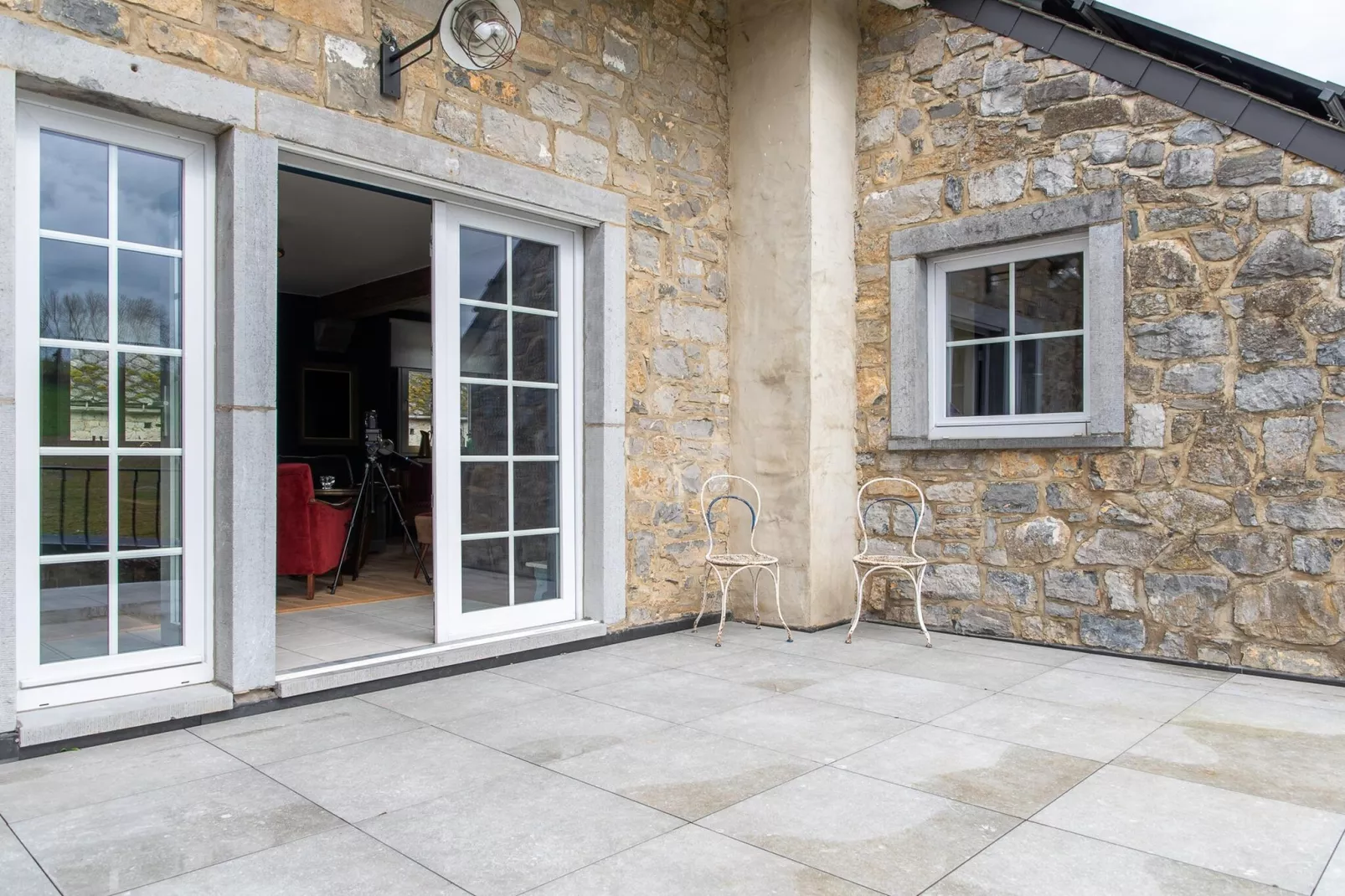 Maison Bleue-Terrasse/Balkon