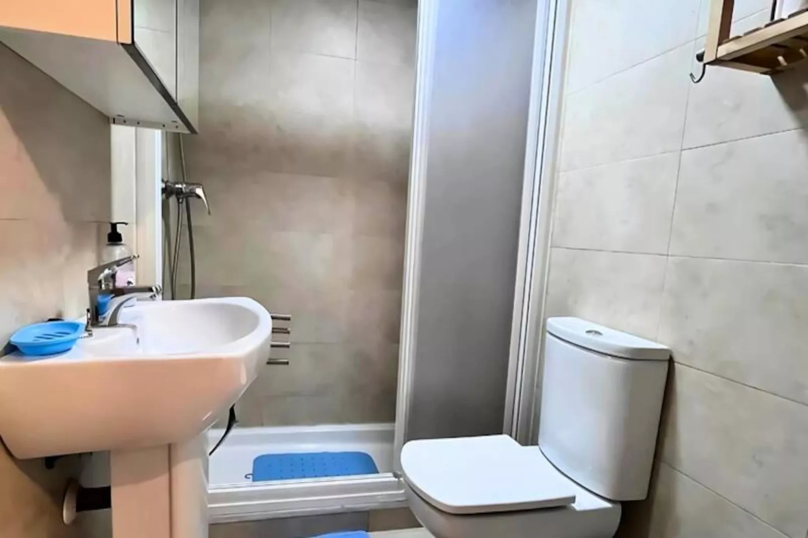 Appartement Lumineux &agrave; 50m De La Plage Avec Piscine Et Parking-Untagged