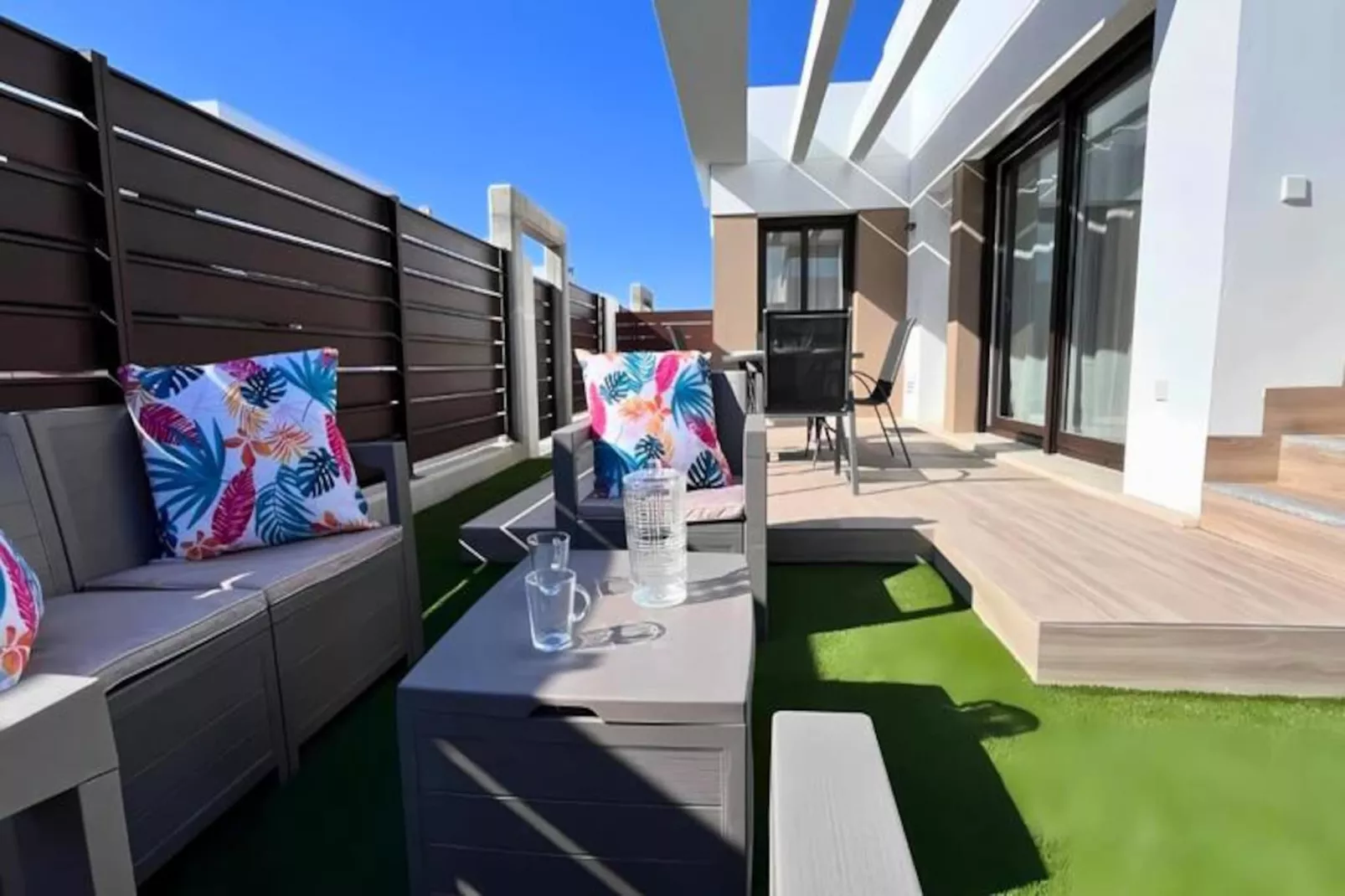 Golf, Soleil Et Piscine Priv&eacute;e Pour Un S&eacute;jour De R&ecirc;ve !-Untagged