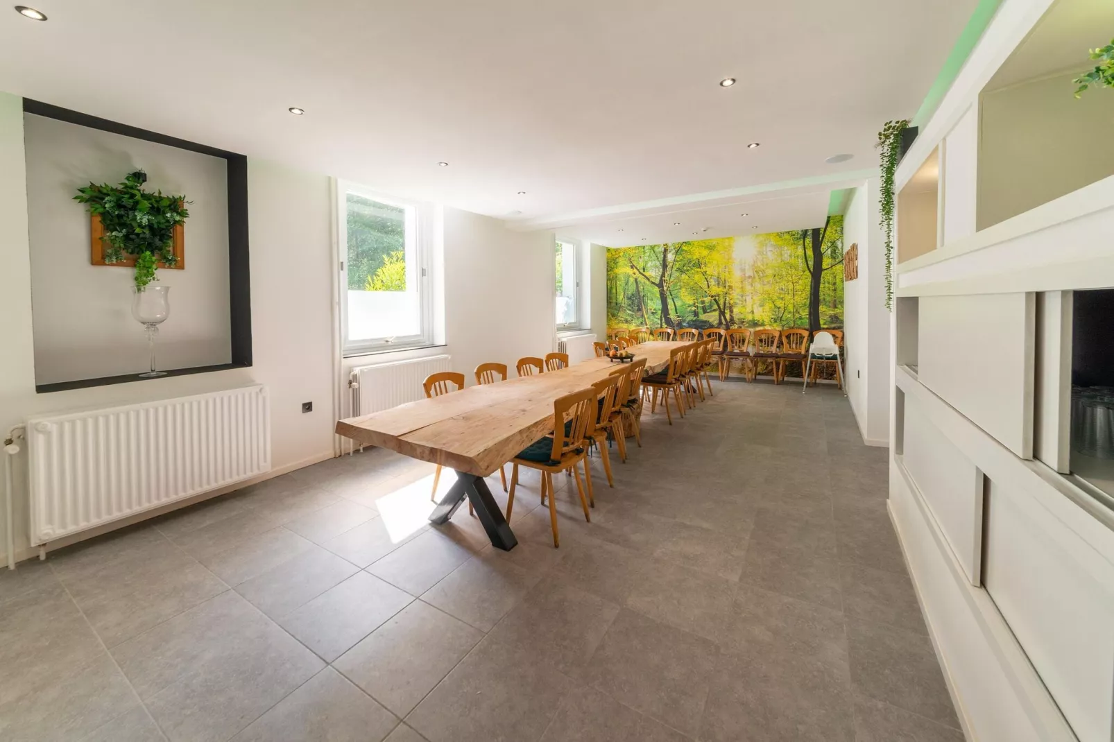 Orée du Bois-Dining room