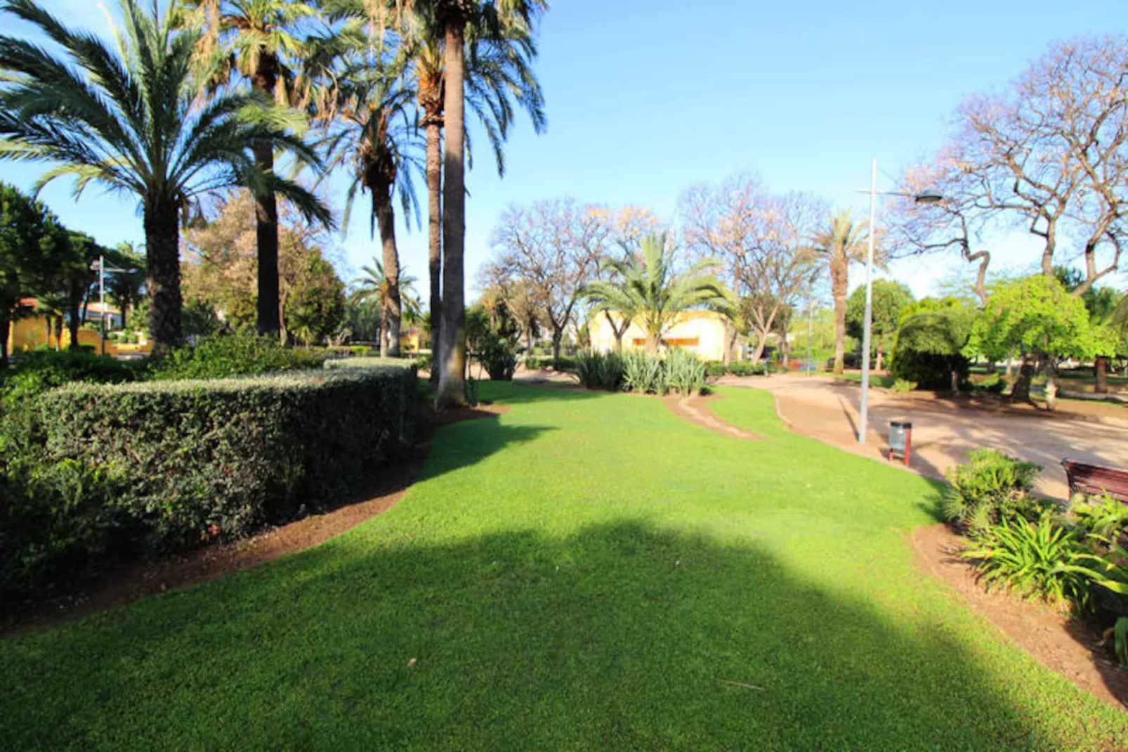 Appartements à Canet d'En Berenguer-Nicht zugeordnet