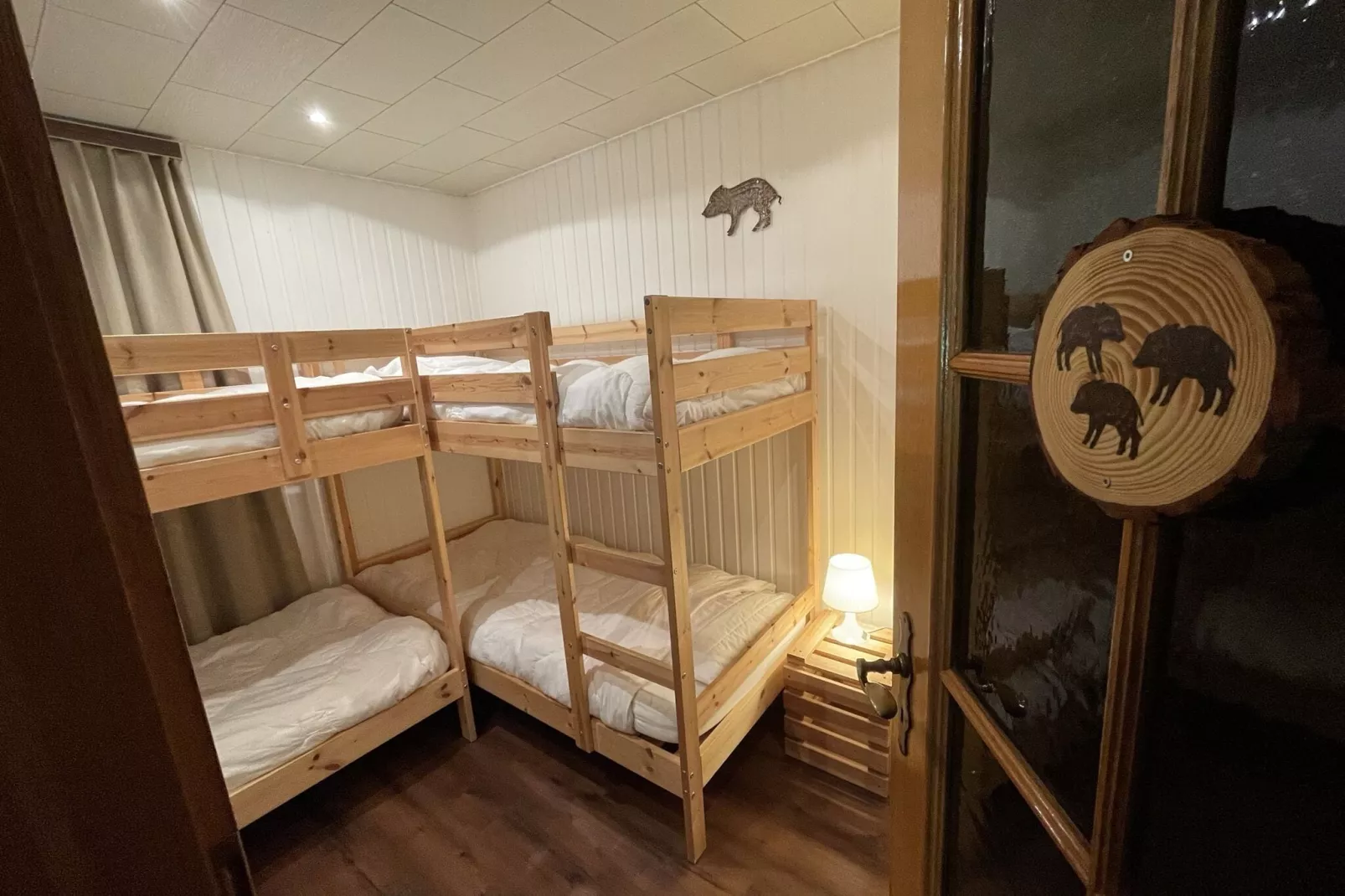 Son de l'Our-Bedroom