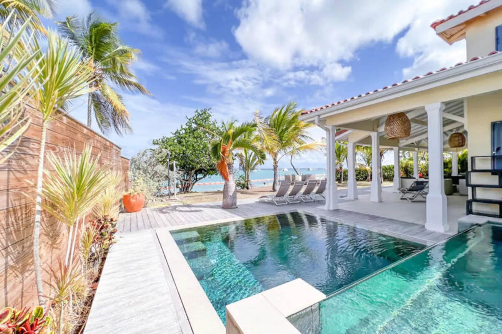 Maison à Saint François - Untagged