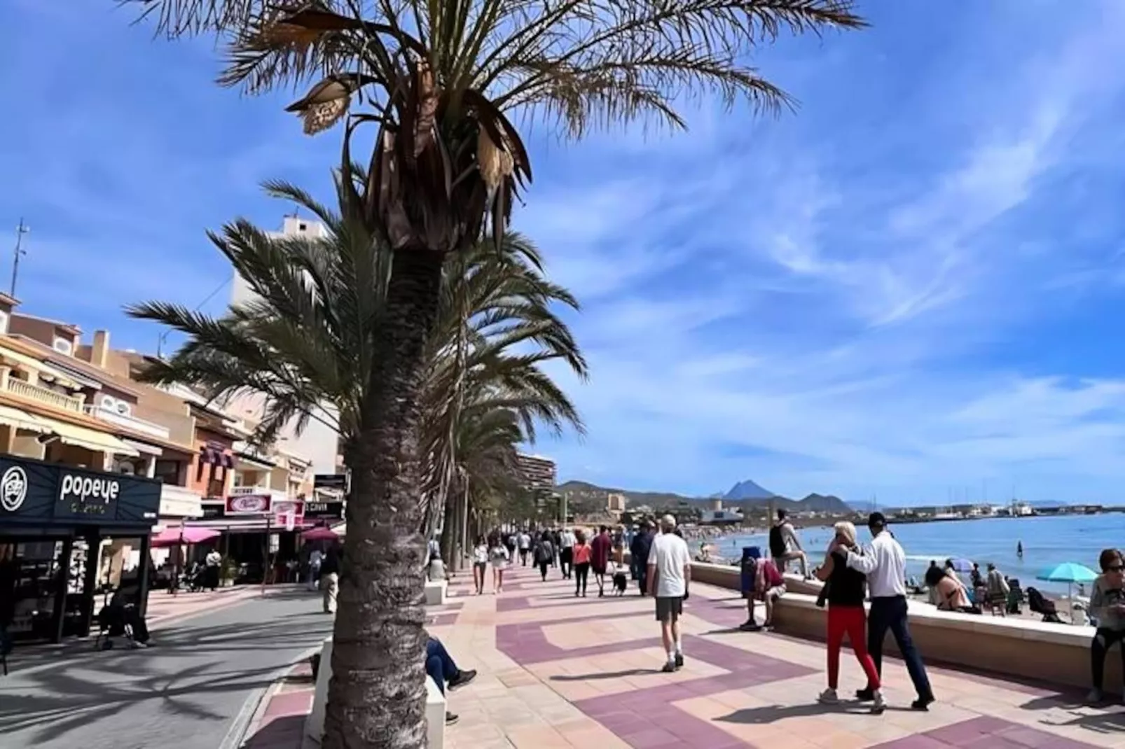 Appartement Lumineux &agrave; 50m De La Plage Avec Piscine Et Parking-Untagged