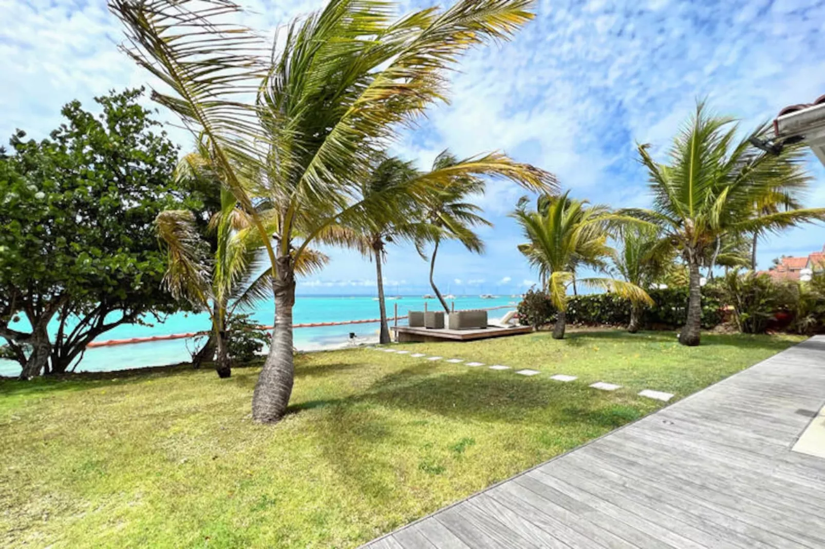 Maison à Saint François - Untagged