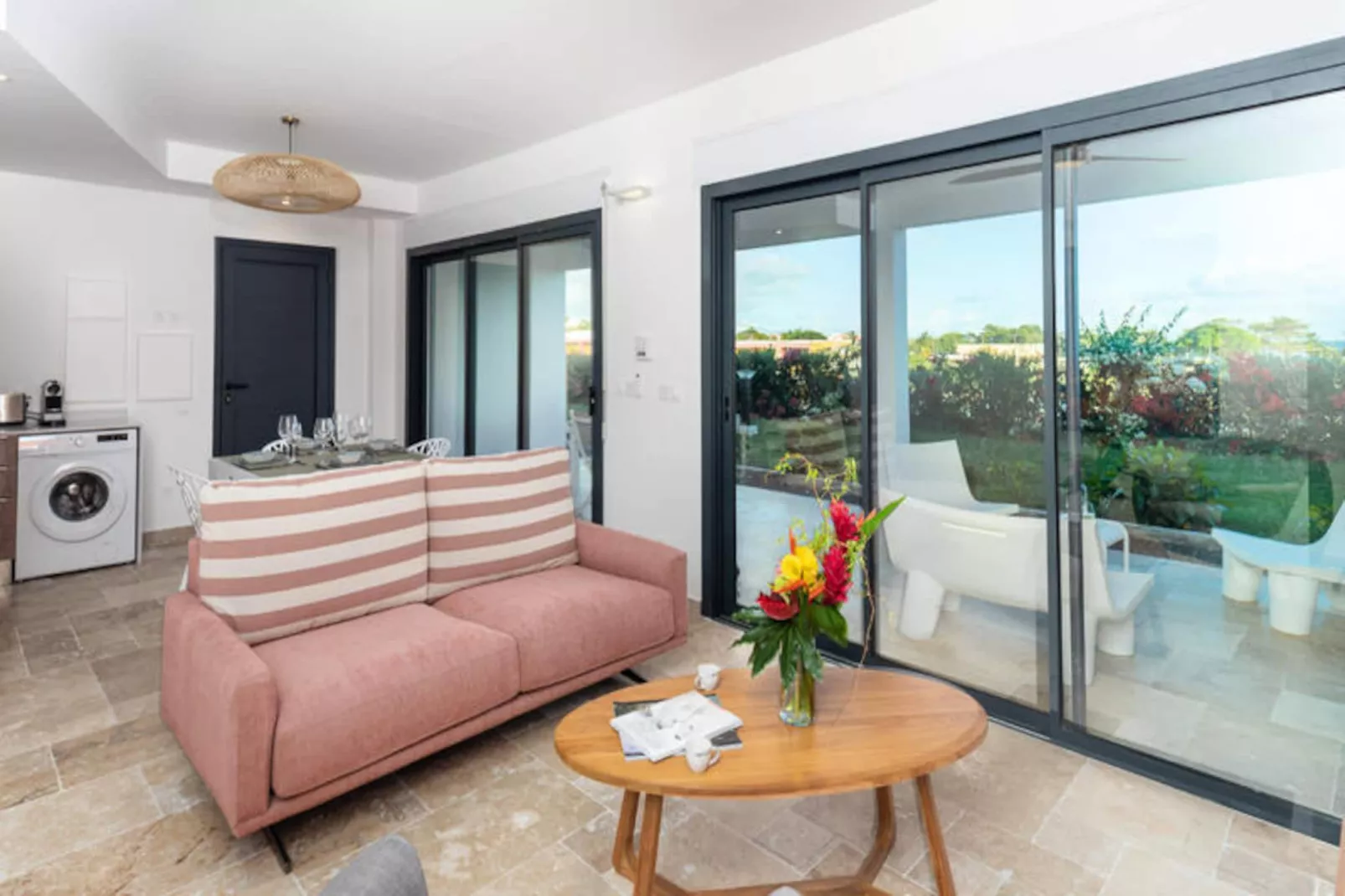 Maison à Saint François - Untagged