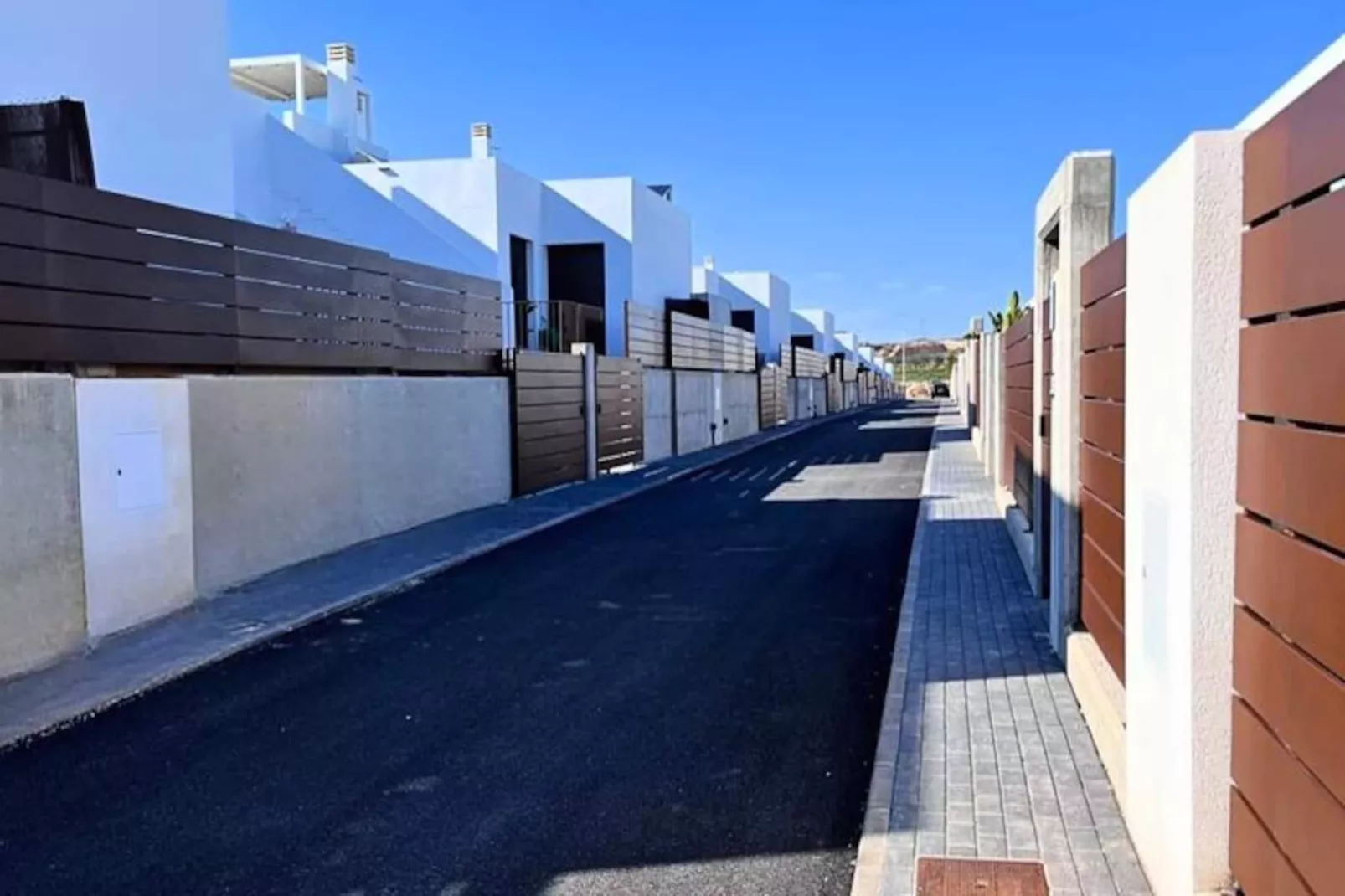 Golf, Soleil Et Piscine Priv&eacute;e Pour Un S&eacute;jour De R&ecirc;ve !-Untagged