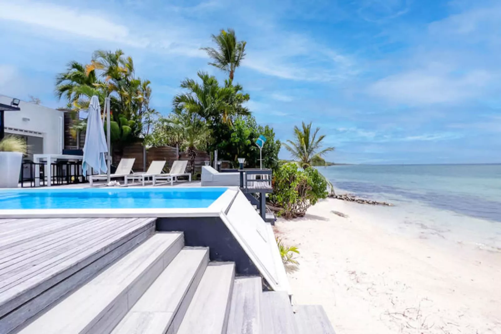 Maison à Saint François - Untagged