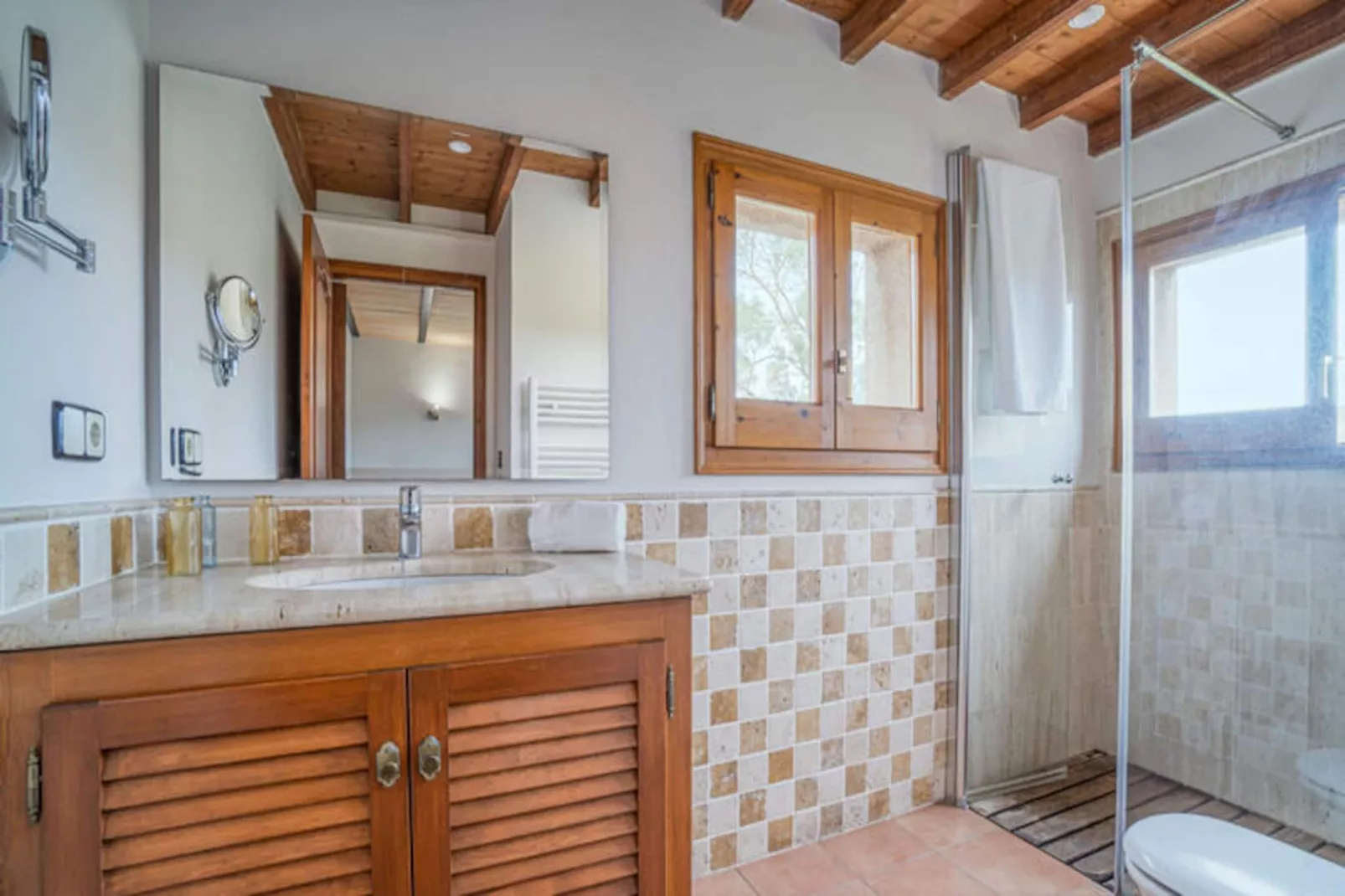 Mobil Home - Bungalow - Cottage à Boadella i les Escaules-Untagged