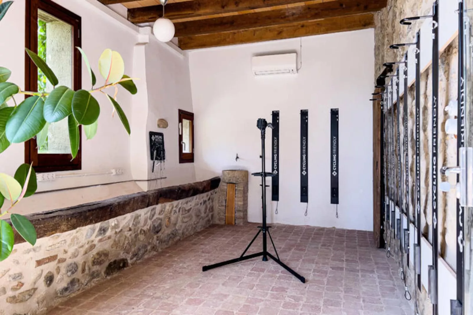 Mobil Home - Bungalow - Cottage à Montagut i Oix-Nicht zugeordnet