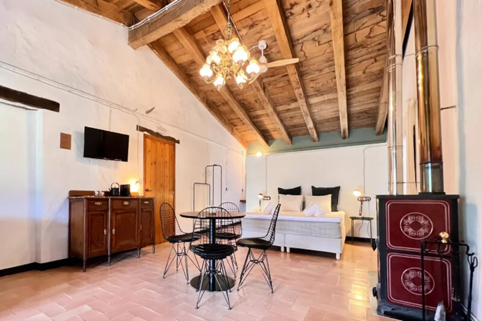 Mobil Home - Bungalow - Cottage à Montagut i Oix-Non tagué