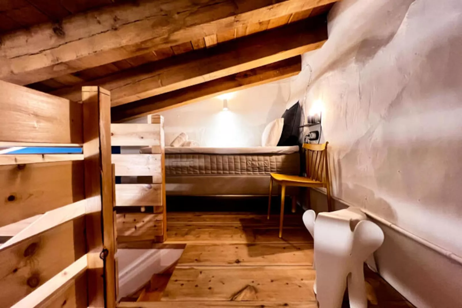 Mobil Home - Bungalow - Cottage à Montagut i Oix-Non tagué