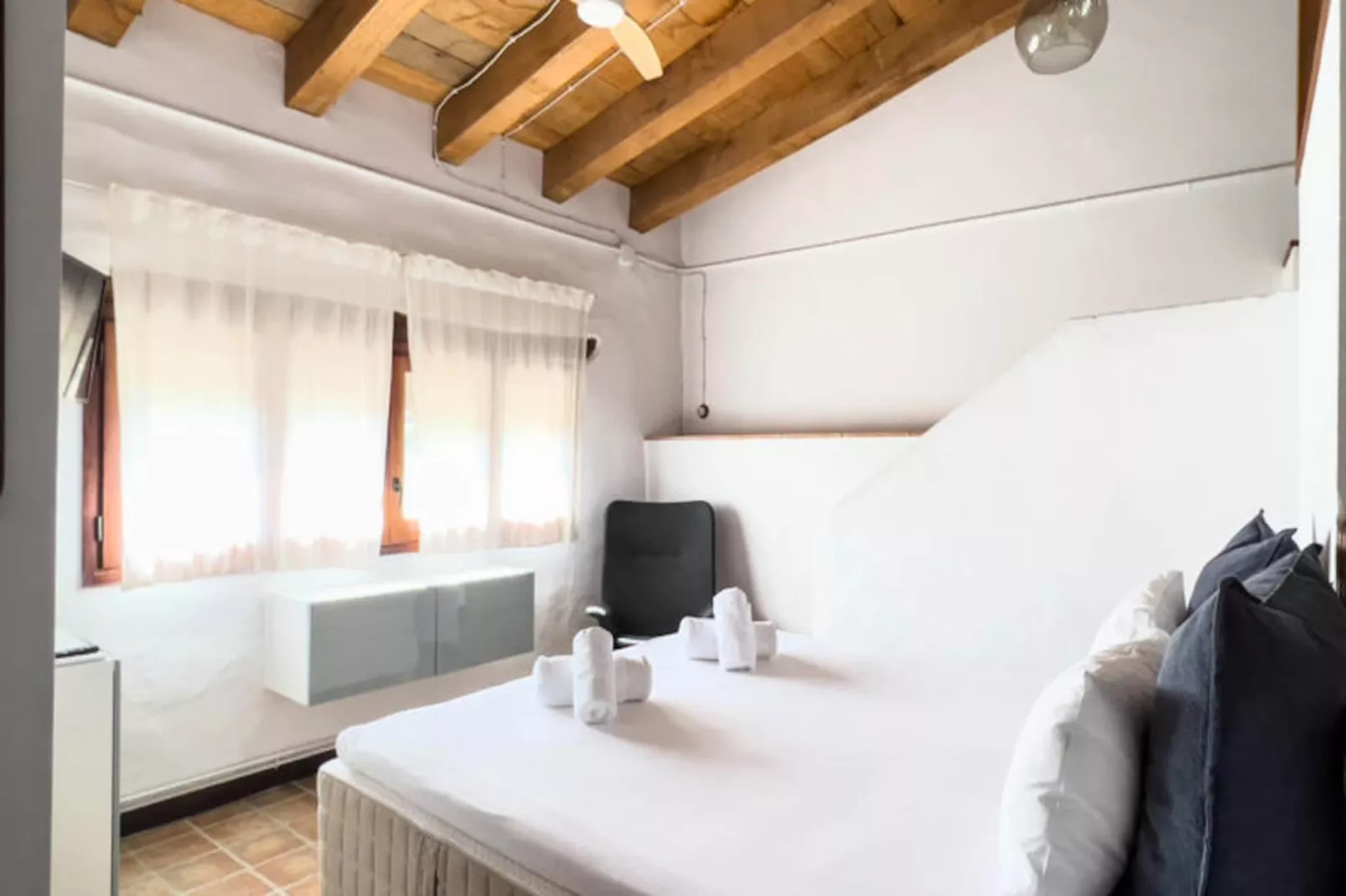 Mobil Home - Bungalow - Cottage à Montagut i Oix-Nicht zugeordnet