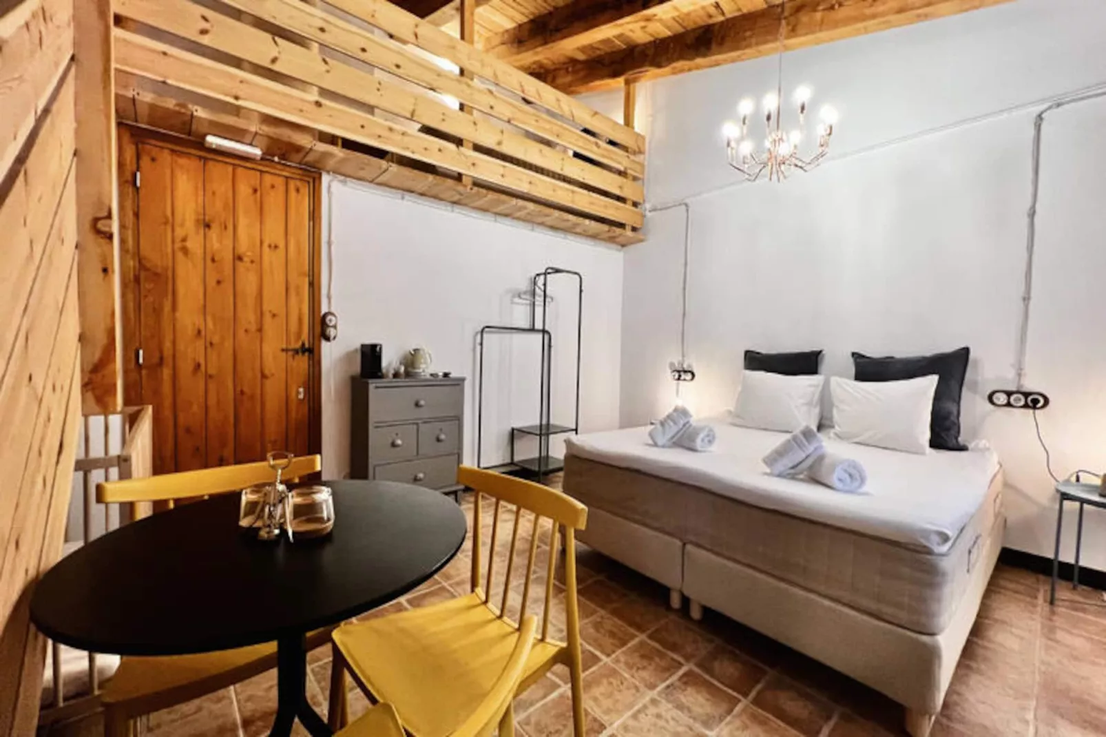 Mobil Home - Bungalow - Cottage à Montagut i Oix-Nicht zugeordnet