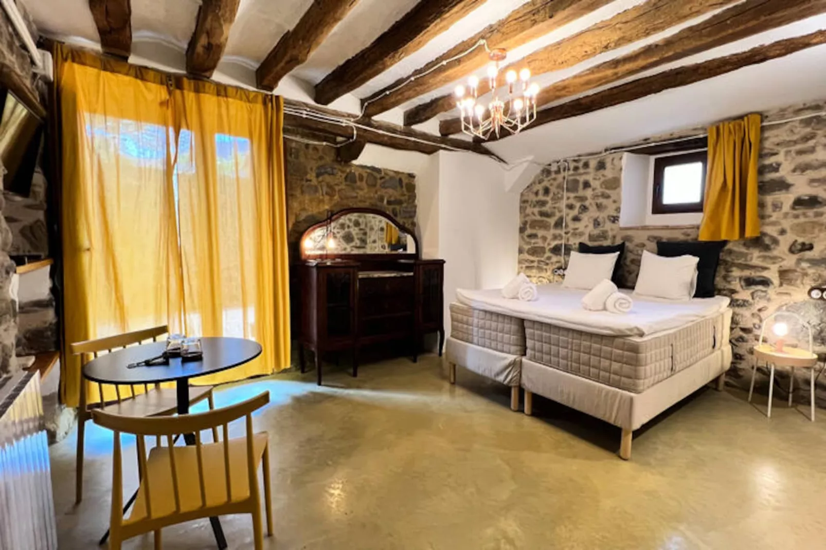 Mobil Home - Bungalow - Cottage à Montagut i Oix-Nicht zugeordnet