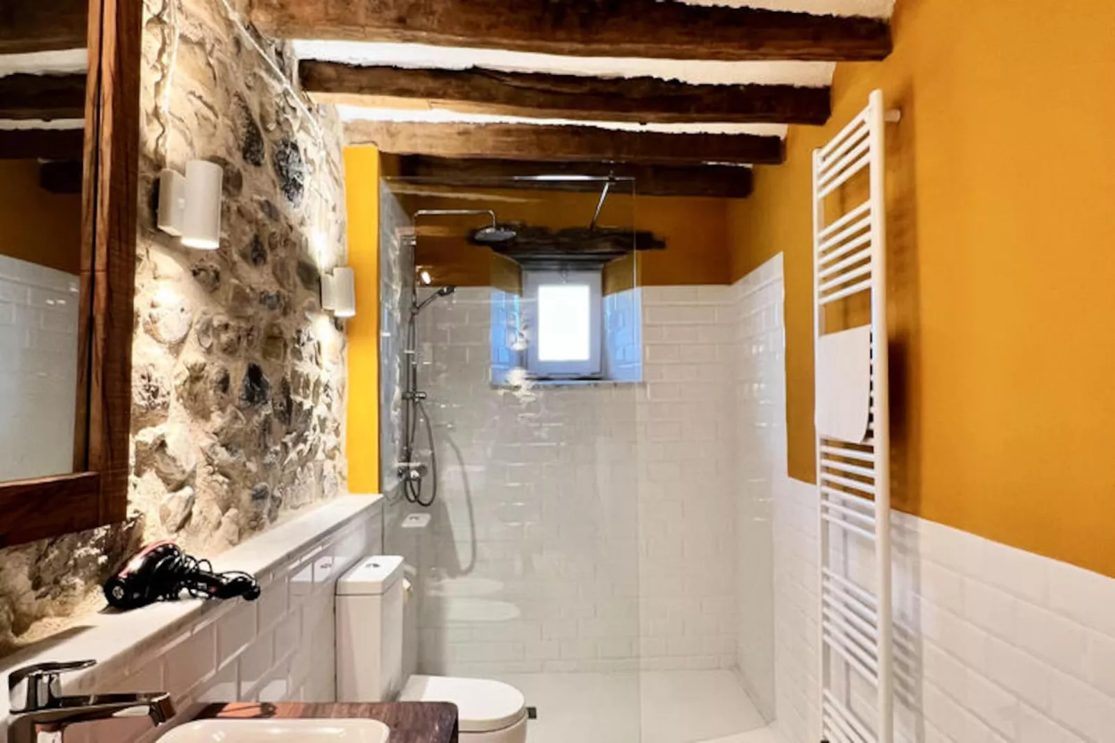 Mobil Home - Bungalow - Cottage à Montagut i Oix-Nicht zugeordnet