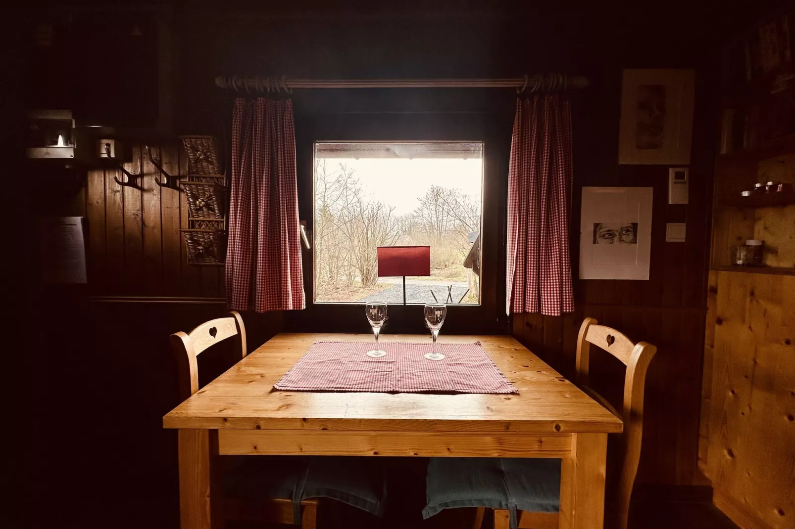 La Cabane-Dining room