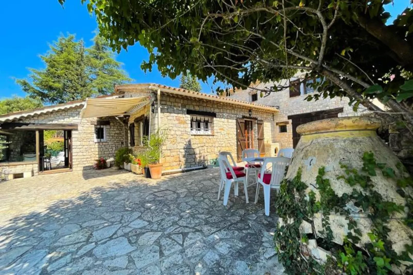 Charmant Mas 6 Pers &agrave; Peymeinade - 20 Min De Cannes