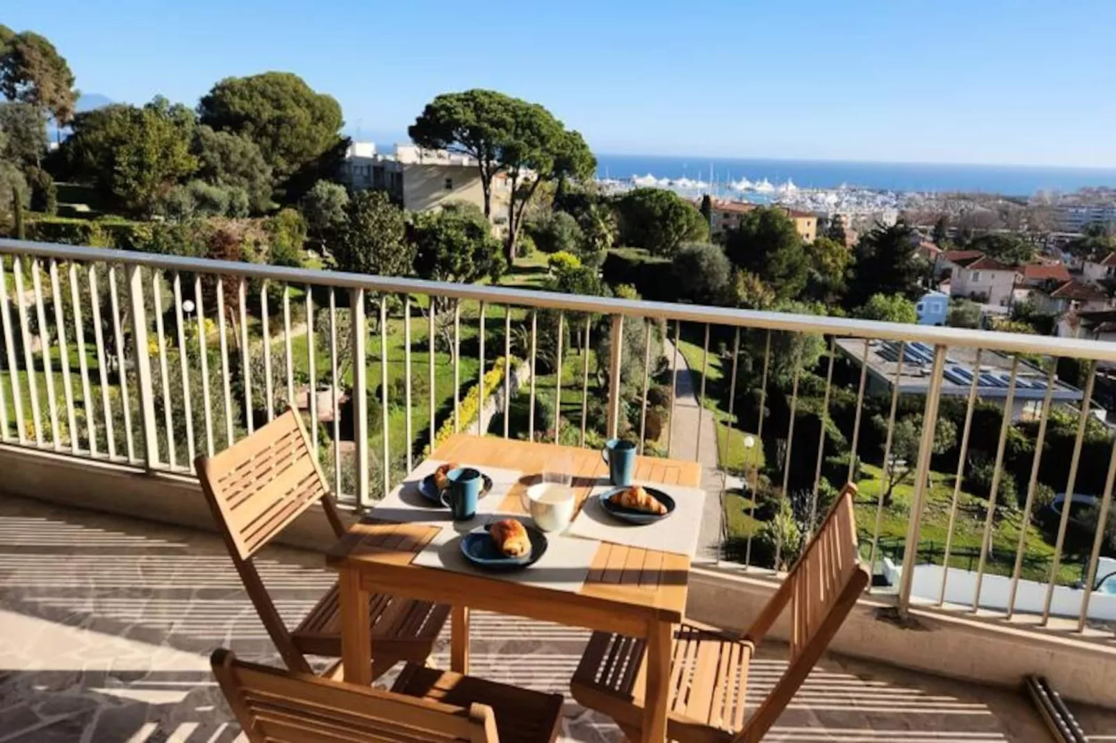 Résidence Le Valençay : Magnifique 3 Pièces Avec Vue Mer Dégagée