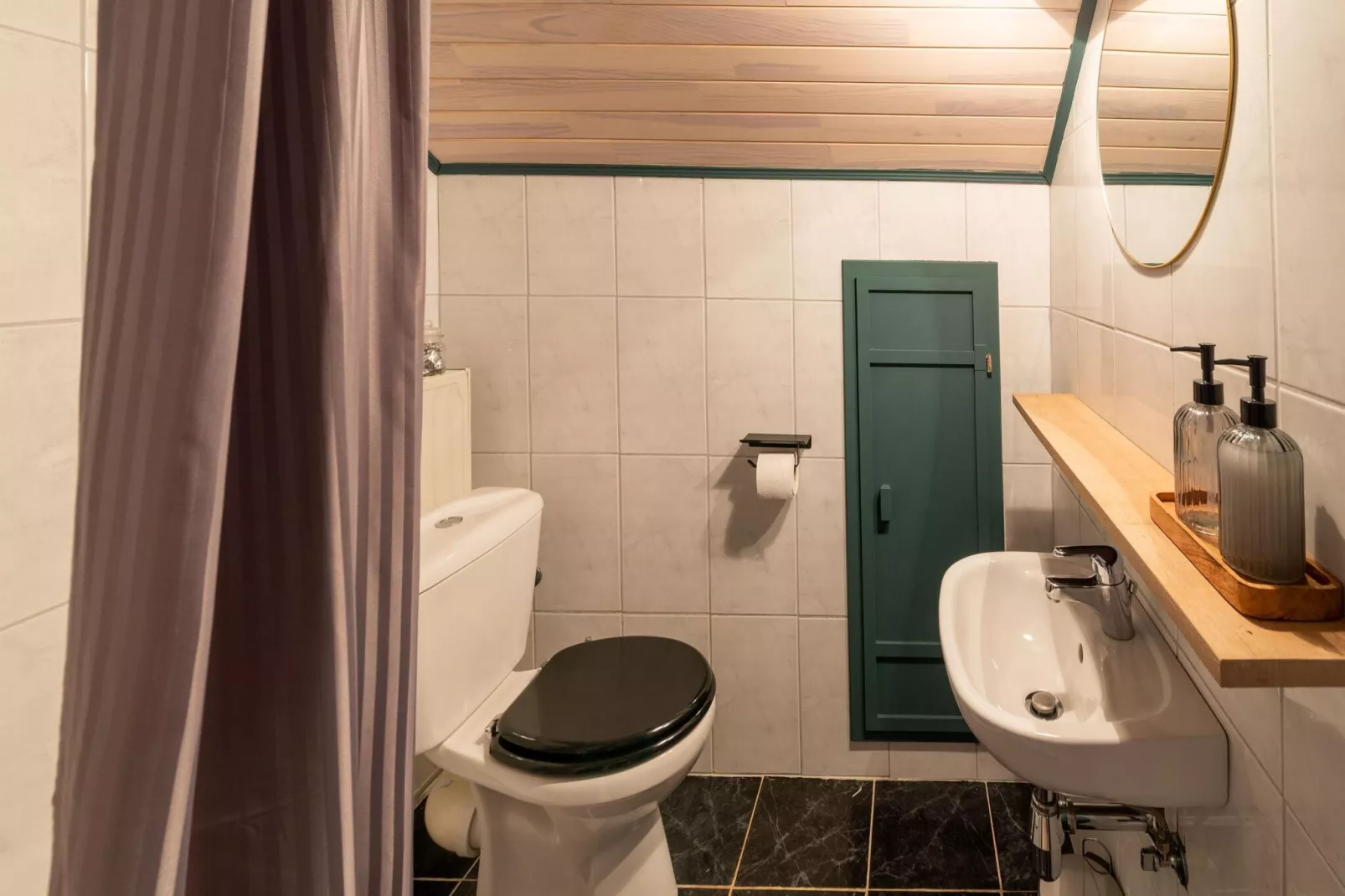 Charmante habitation à Lierneux pour 10 adultes avec Bains à remous-Bathroom