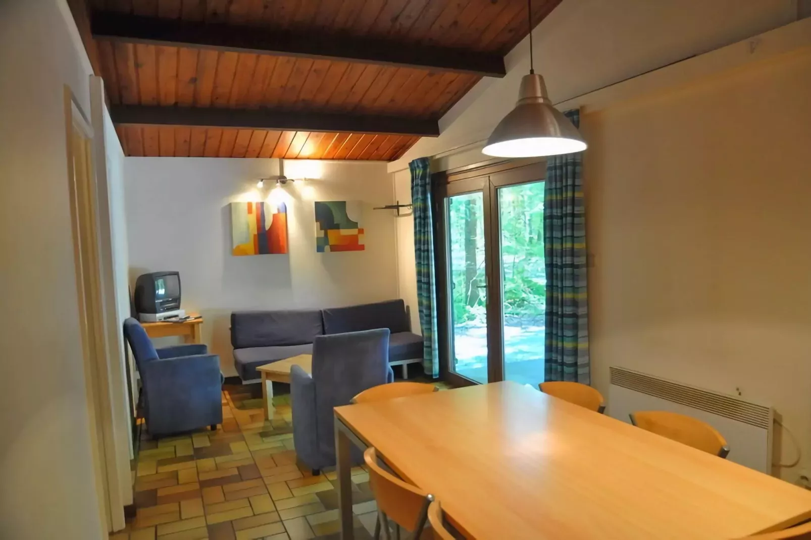 Village de Vacances Oignies 1-Dining room