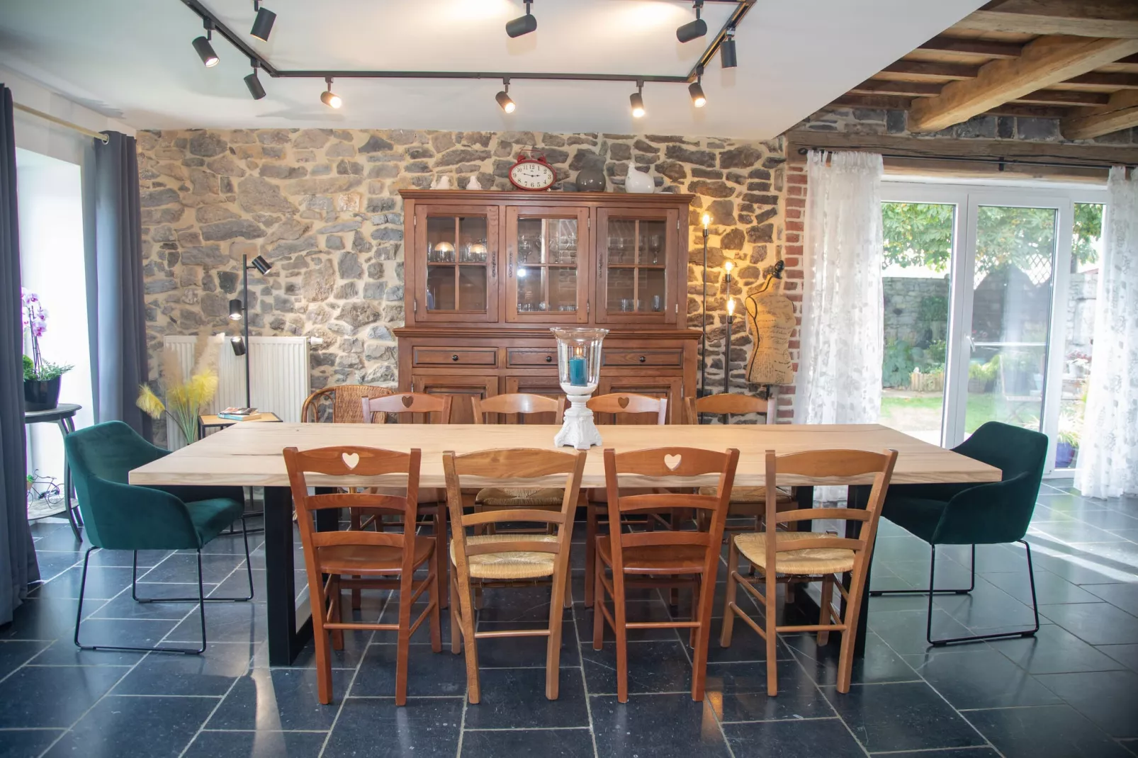 Le Grenier de Louise-Dining room