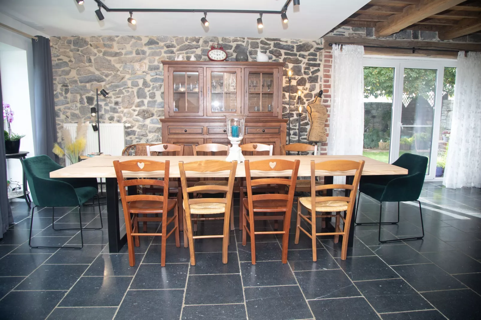 Le Grenier de Louise-Dining room