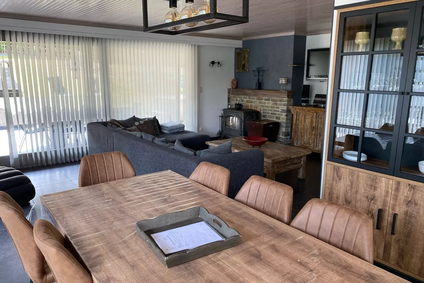 Filly-Dining room