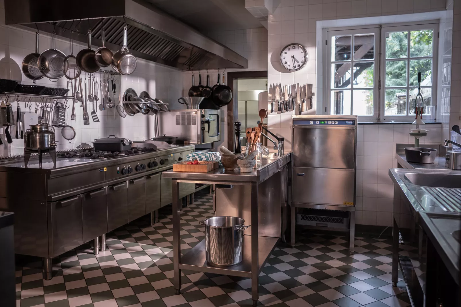 Mess des Officiers-Kitchen