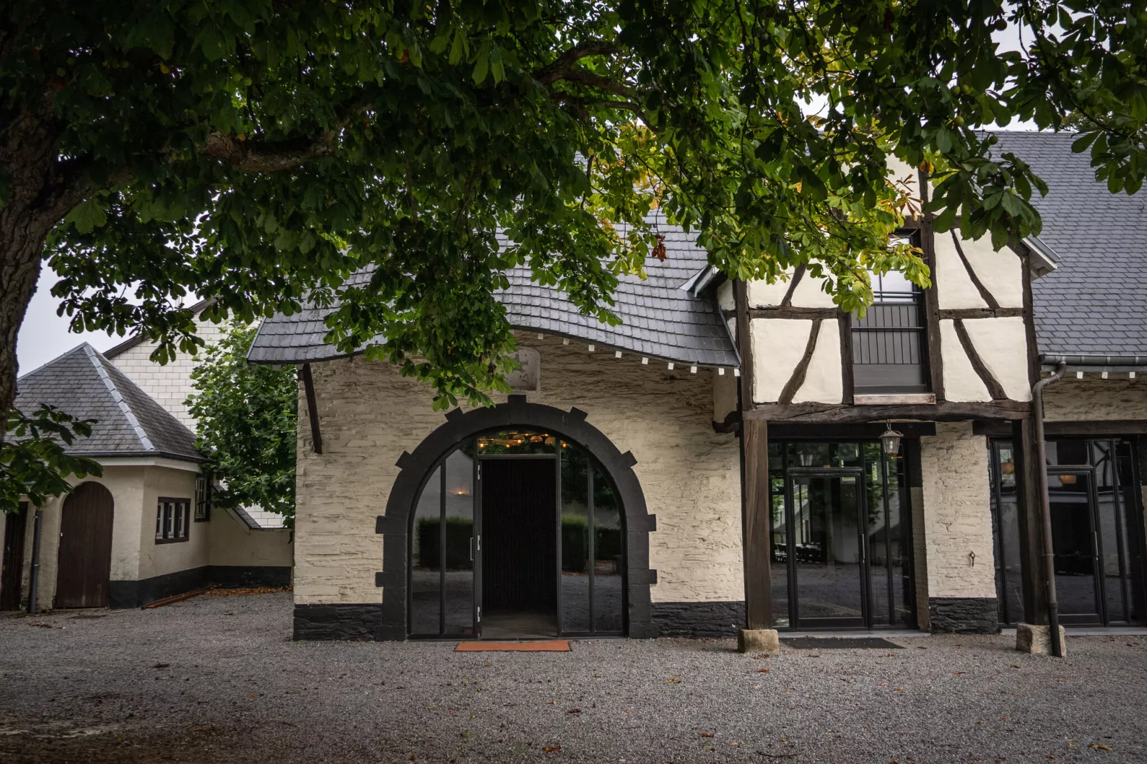 Domaine des Officiers-Außenbereich Sommer