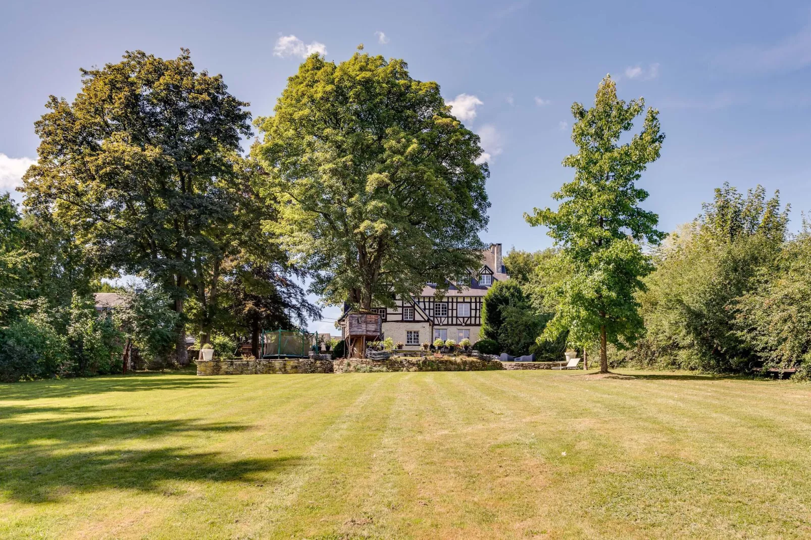 Domaine des Officiers-Gärten Sommer