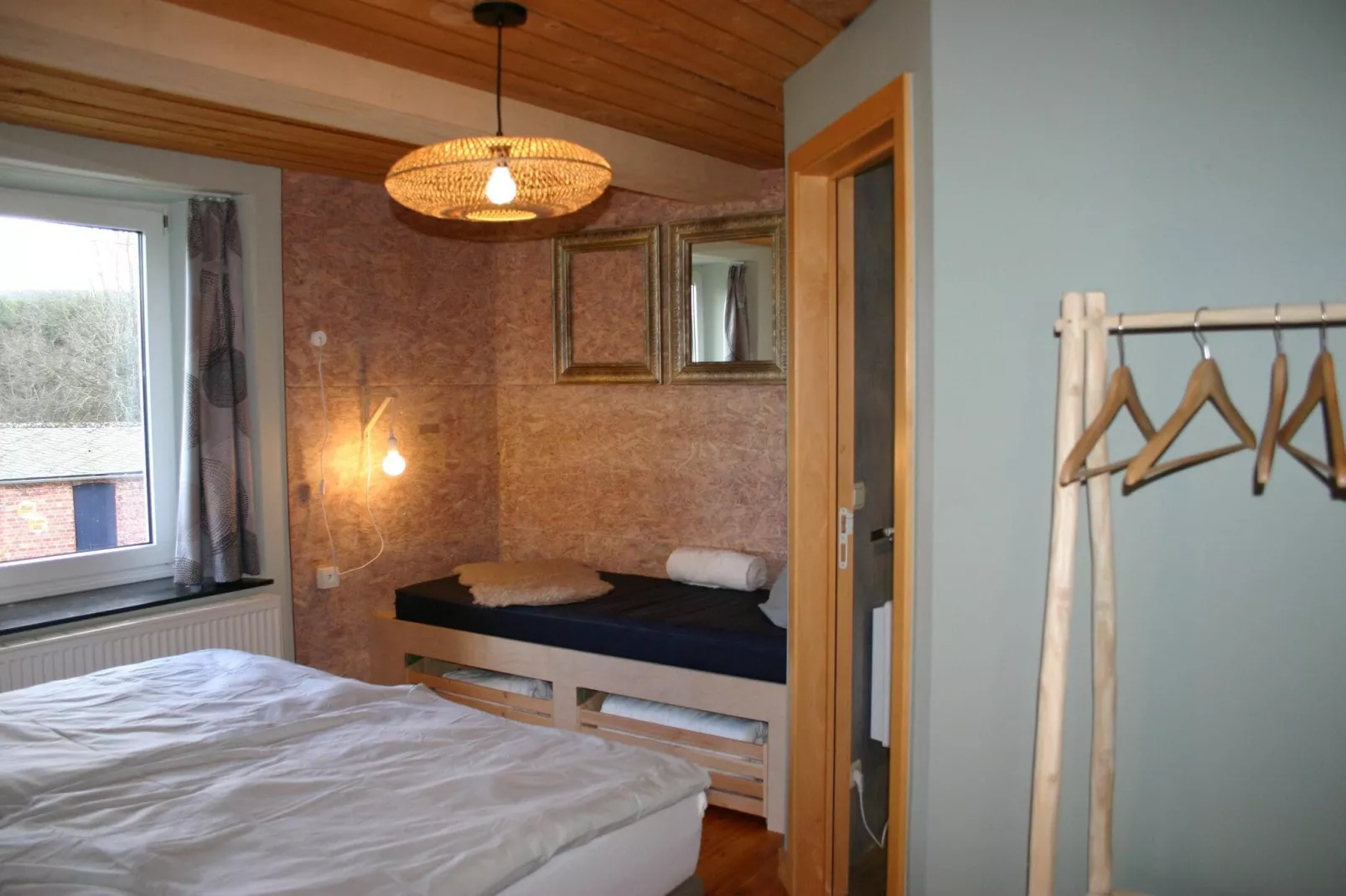 A la lisière de la forêt-Bedroom