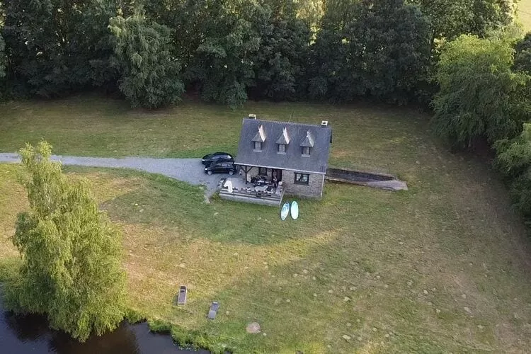 Domaine du Pichoux-Exterior summer