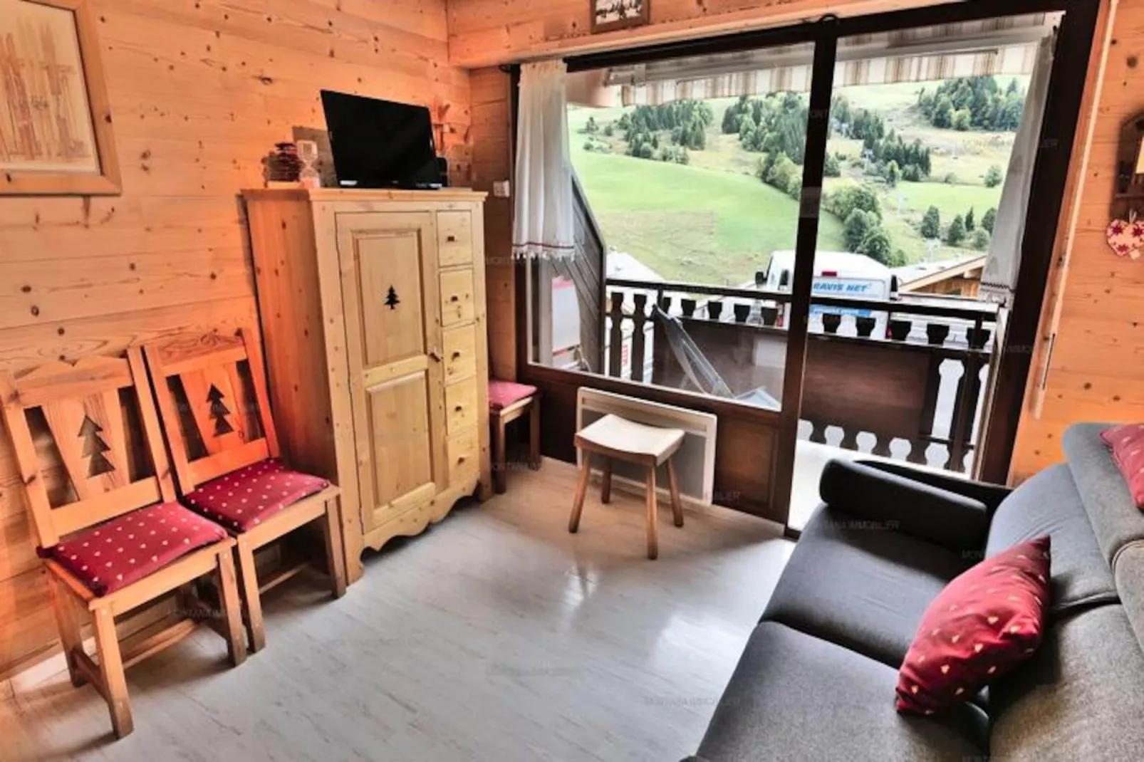 Chalet De Lessy B