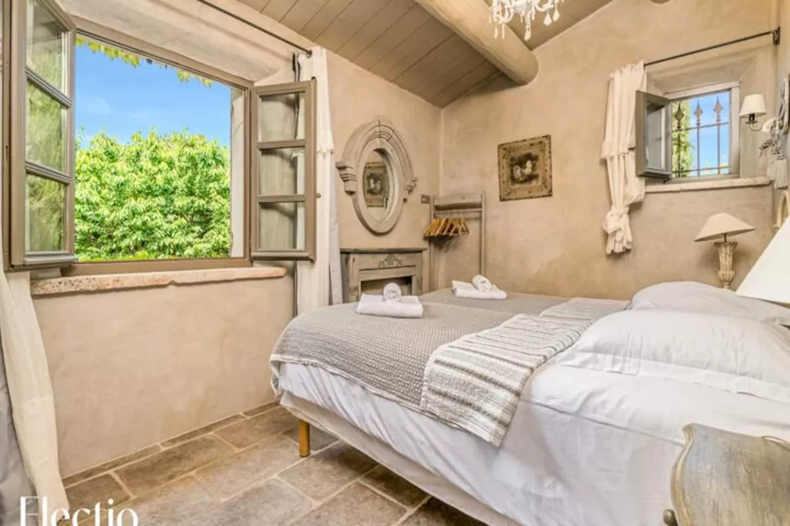 Loggia 5 Rosier | R&eacute;sidence Les Petitons