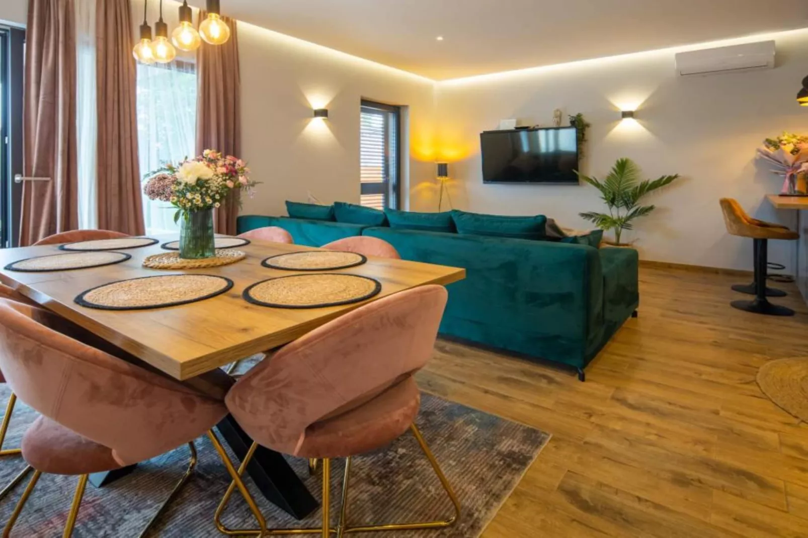 Lux Vintage House Bella Vita Biograd na Moru with Pool