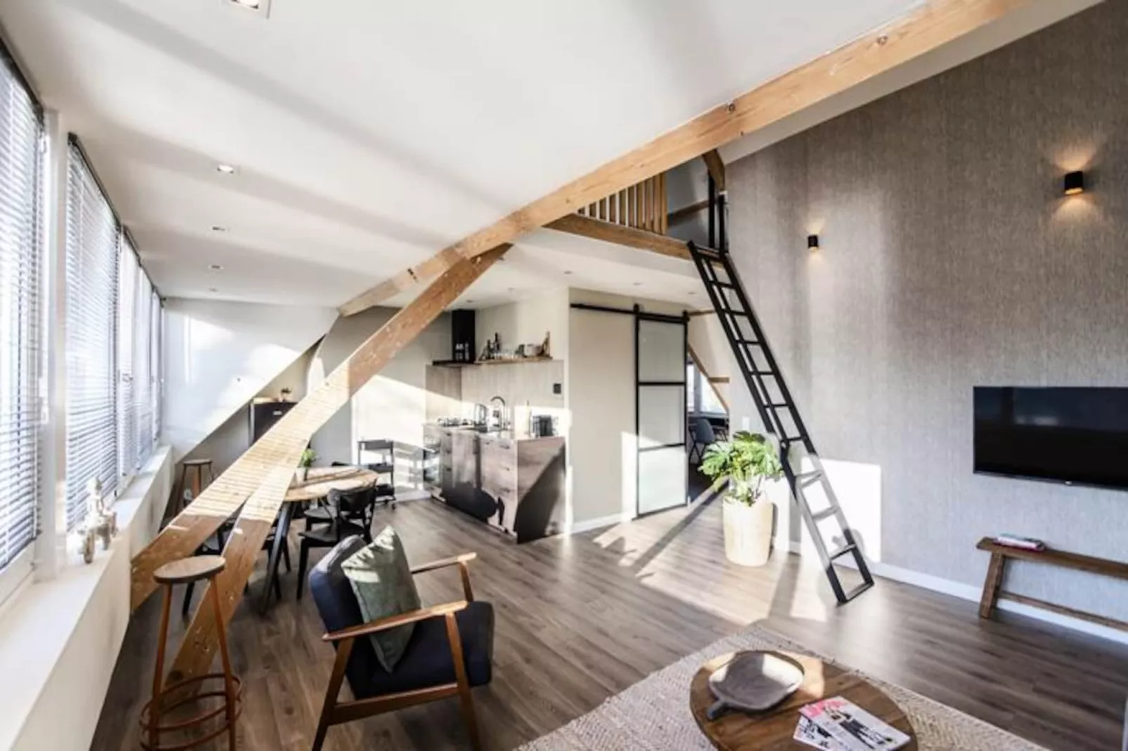 Spacious Luxury Loft