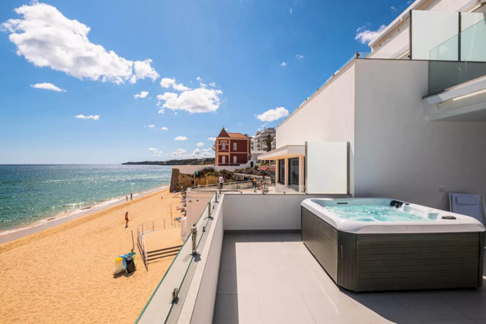 Appartements à Armaçao de Pera