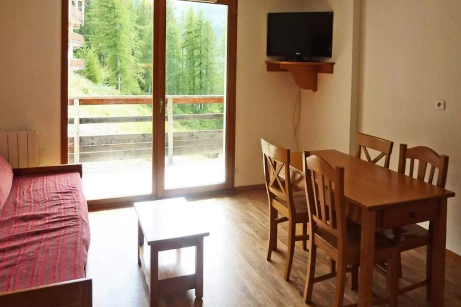 Les Chalets De Bois Mean