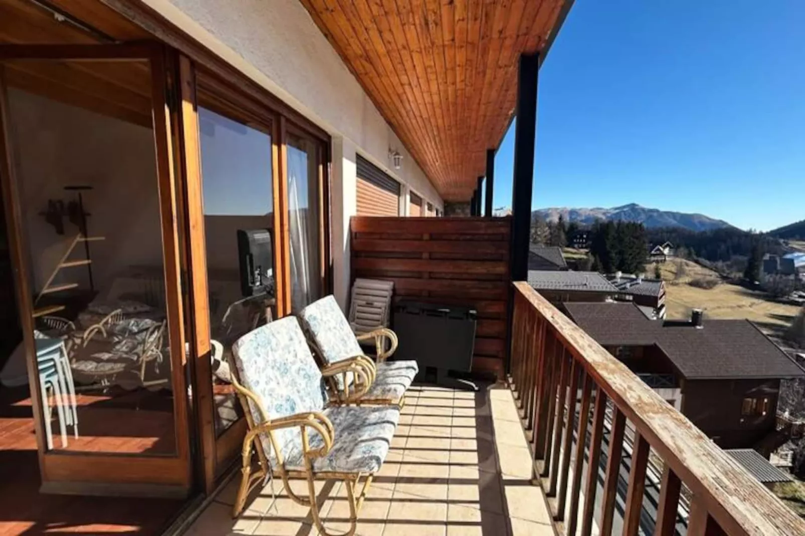 06cn : Appartement 8-10 Personnes Avec Terrasse